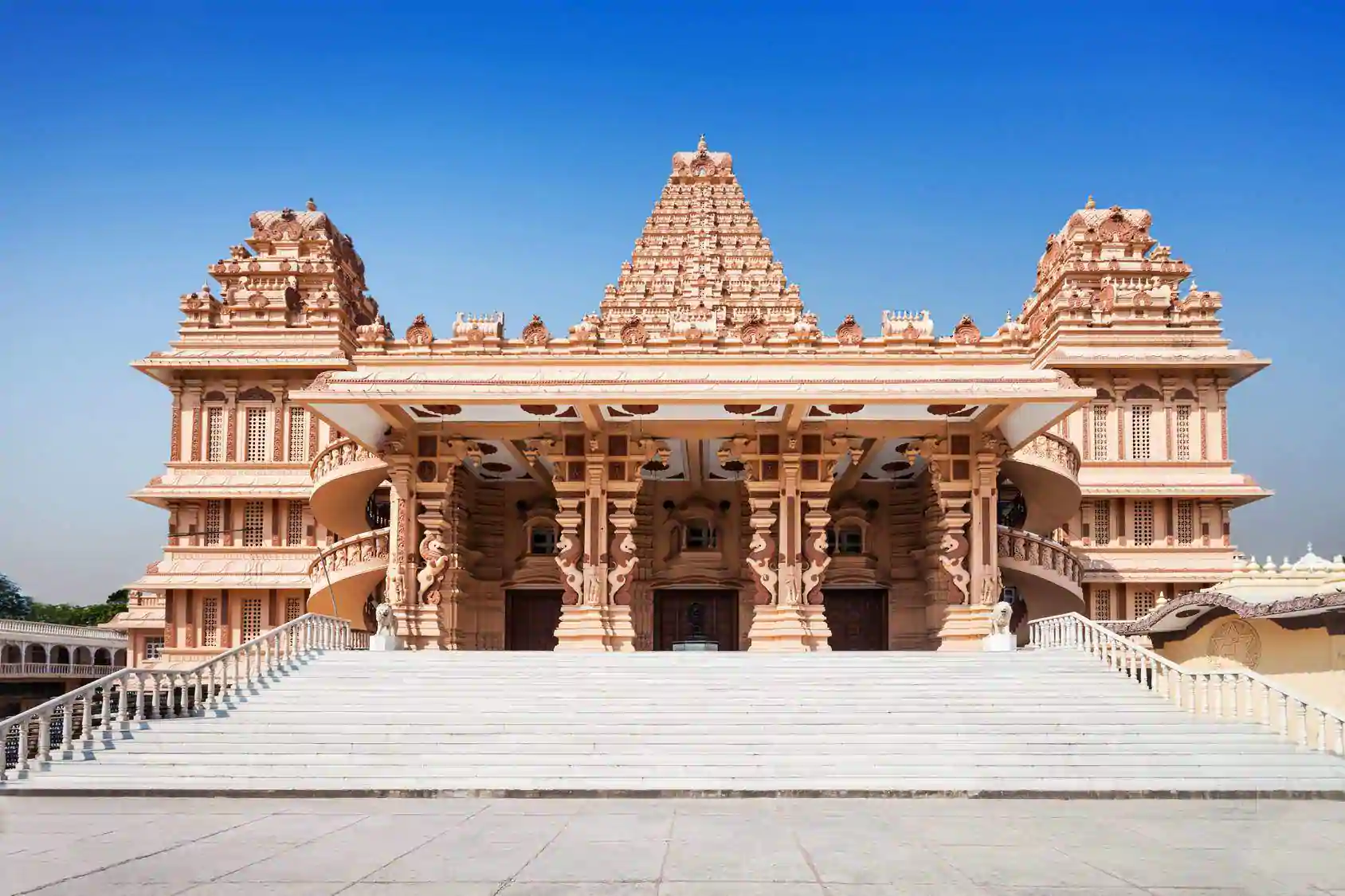Le temple de Chhatarpur